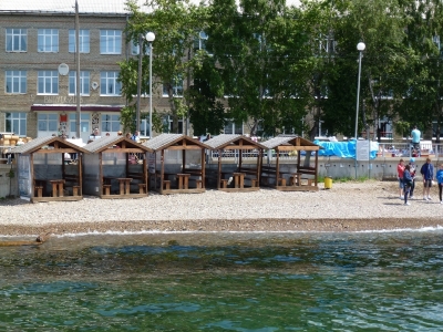 Телеграм Иркутска за неделю: Байкалу угрожает массовая застройка, в Зиме сгорела недостроенная школа, а в Иркутск приехал Путин для восхваления Путина